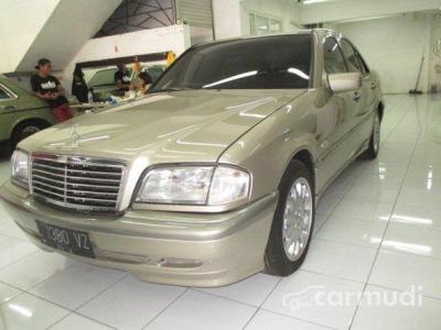 Mercedes-Benz C230 2000