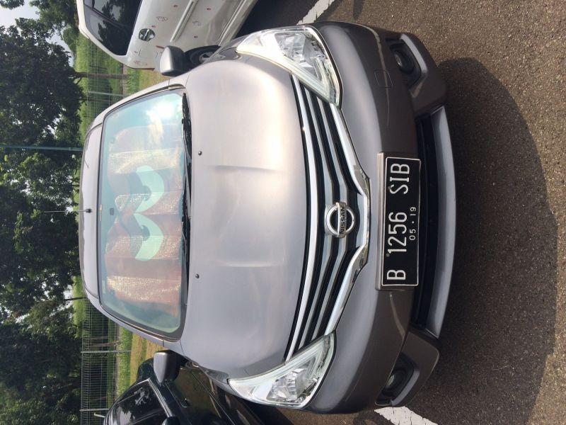 Nissan Grand Livina 1.5 XV M/T 2013