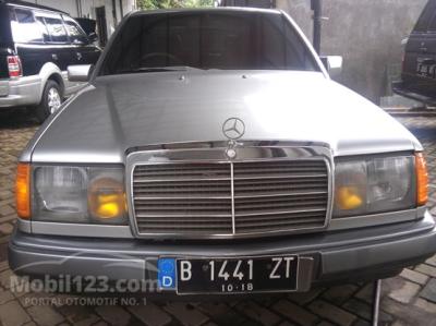 1989 - Mercedes-Benz E320 W124 L6 3.2
