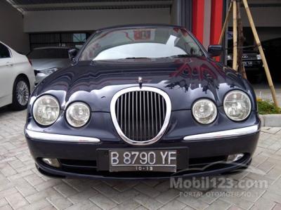 2001 - Jaguar S Type Sedan