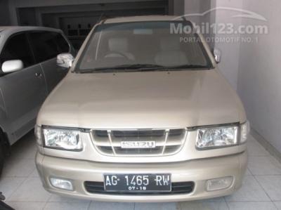 2004 - Isuzu Panther LS MPV Minivans