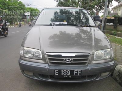2005 - Hyundai Trajet GL8