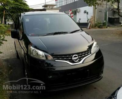 2013 Nissan Evalia NV200 1.5 XV Wagon Dijual Santai