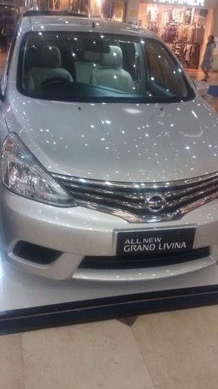 2015 Nissan Grand Livina 1,5 MPV Minivans