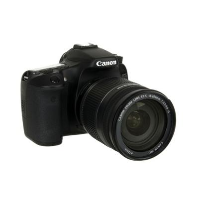 Canon EOS 70D Kit 18-200mm f/3.5-5.6 IS WiFi