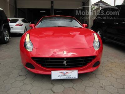 Ferrari California T Red 2015
