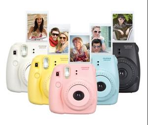 Fujifilm Polaroid Instax Mini 8s + Refille Plain isi 10 sheets