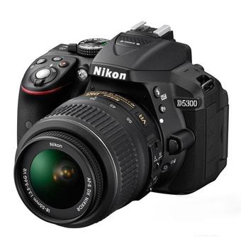 Nikon D5300 Black DSLR with 18-55mm VR Lens Kit Black+ 8GB Sandisk Ultra + Bag  