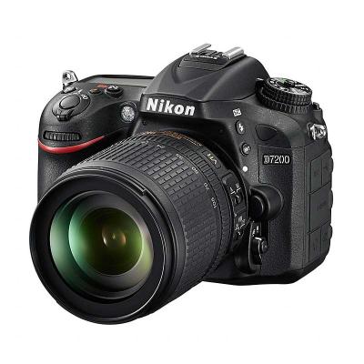 Nikon D7200 Kit 18-105mm VR Lens Hitam Kamera DSLR [24.2 MP/5.8x Optical Zoom]