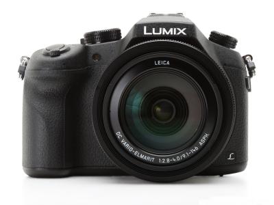 Panasonic Lumix DMC-FZ1000 - 20 MP - 16X Optical Zoom - Hitam