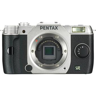 Pentax Q7 Compact Mirrorless Camera with 5-15mm and 15-45mm Lenses (Silver)  