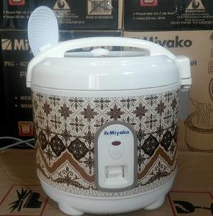 Rice cooker multi fungsi miyako PSG-607