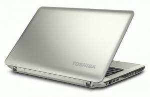Toshiba Satellite E300-1002U - Intel Core i5-2410M (2.3 GHz), 4 GB DDR3, 640 GB HDD