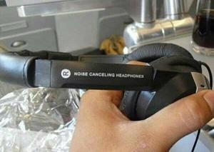 headphone / headset noise canceling GIA ori maskapai garuda indonesia