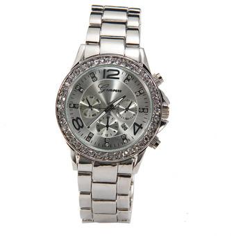 Geneva Date Quartz Wrist Watch Female Luxury Crystal Lady Ladies Watch Silver  