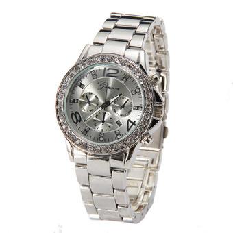 Geneva Date Quartz Wrist Watch Female Luxury Crystal Lady Ladies Watch (Silver)  