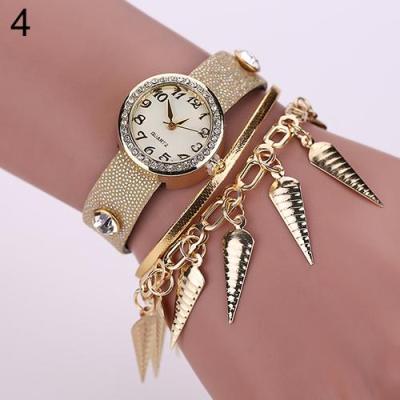 Norate Women's Pendant Bracelet Wrist Watch Golden