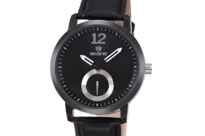 SKONE Casual Men Leather Strap Watch Water Resistant 10m 9240 - Hitam