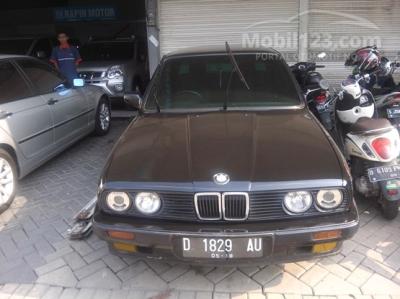 1991 - BMW 318i E30 1.8 Sedan