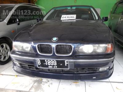 1997 - BMW 528i E39 2.8 L6 Sedan