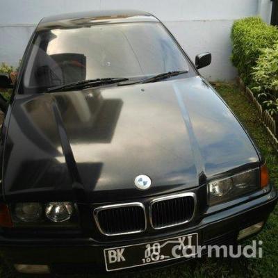 1999 BMW 318i 318i