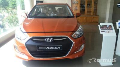 2015 Hyundai Grand Avega Limited AT
