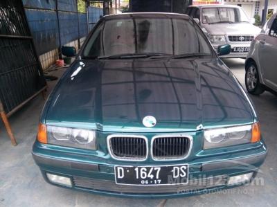 BMW 318i 1.8 E36 1.8 Sedan 1997