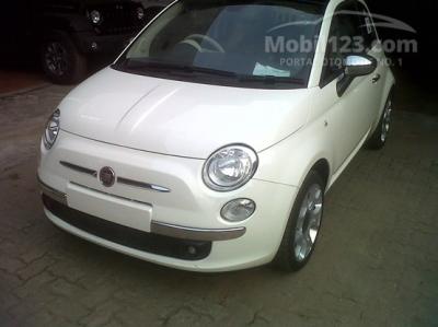 2014 Fiat 500 1.4 Lounge Hatchback WHITE INT RED STEER IVORY