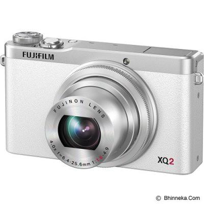 FUJIFILM Digital Camera XQ2 - White