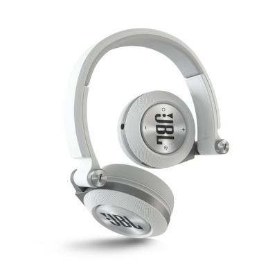 JBL E40BT Putih Bluetooth Headphone