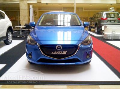 Mazda 2 Skyactiv diskon besar, kredit DP Murah Mazda 2 2015, mazda DP murah