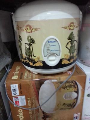 Miyako Rice Cooker MCM-508 - 1.8 Liter - Penanak Nasi WAYANG