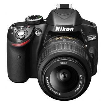 Nikon D3200 18-55mm VR Lens Kit Black + 8GB Card + Case  