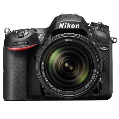 Nikon D7200 Kit 18-140mm VR Lens Hitam Kamera DSLR [24.2 MP/5.8x Optical Zoom]