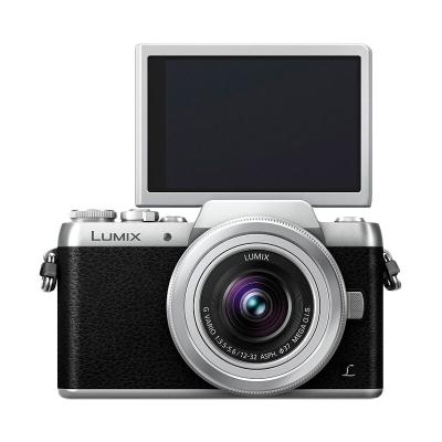 Panasonic Lumix DMC-GF7K Silver Kamera Mirrorless [Kit 12-32 mm]