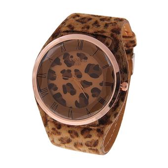 BODHI Women's Oversized Leopard-Print Leatheroid Strap Quartz Wrist Watch ( Dark Brown ) (Intl)  