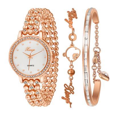 Norate Women's Jewelry Golden Tone Lovely Bear Chain Quartz Wrist Watch + 2 Bracelets